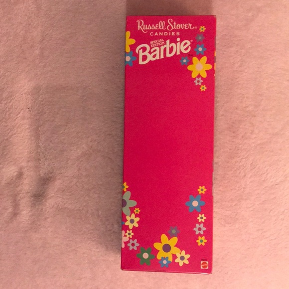 Russell Stover Candies Special Edition Barbie 1996 - Picture 4 of 5